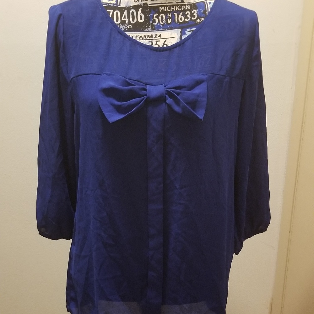 Women's xl blue chiffon top